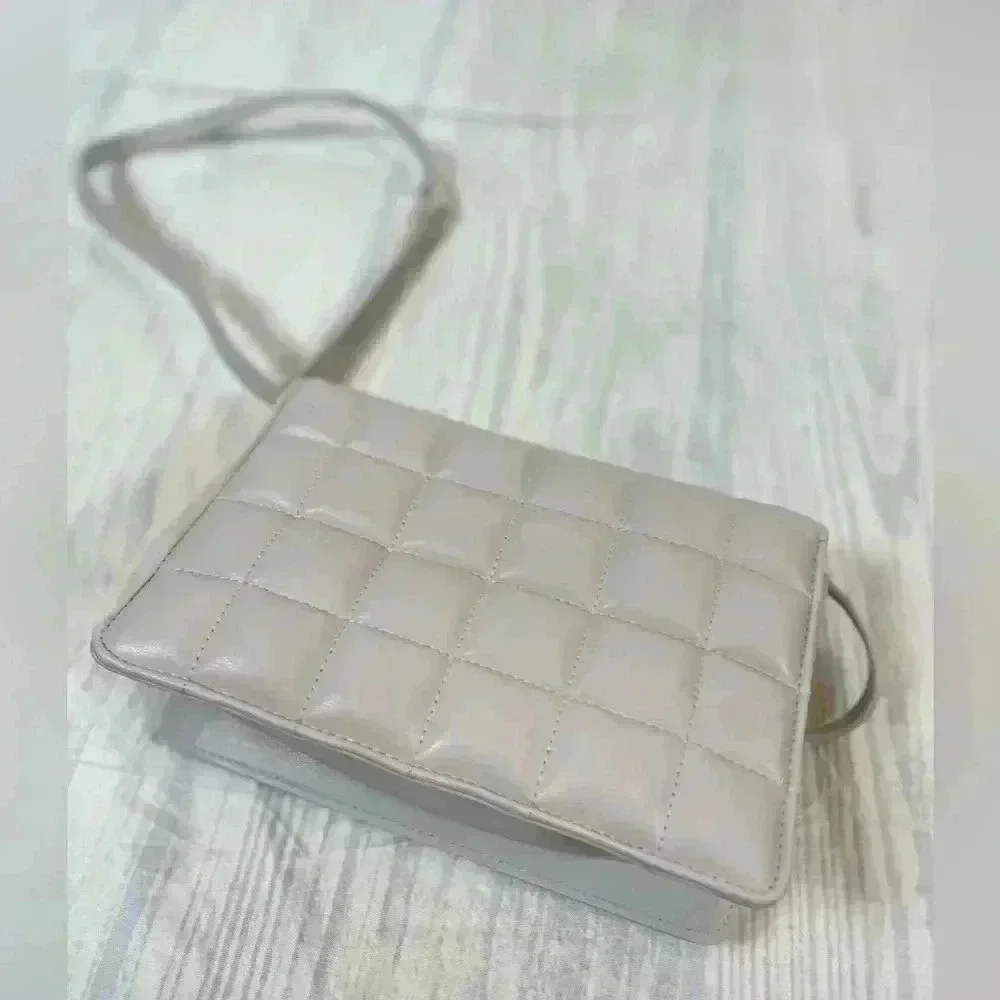 H&M Stella Crossbody shoulder bag‎ purse quilted beige snap classic blogger coco